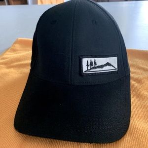 🔥Up cycled -Original Penguin 🐧 by Munsingwear fitted hat w/ custom patch